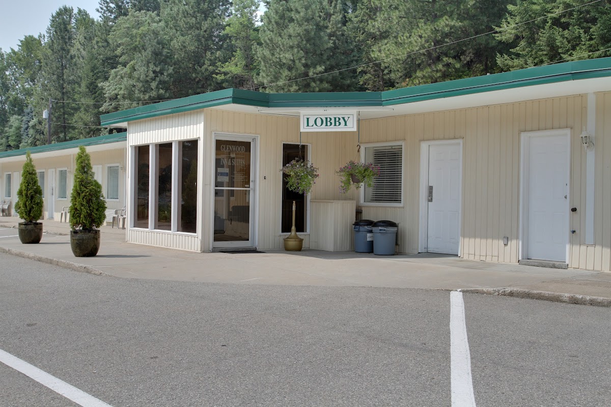 Glenwood Inn & Suites photo 2