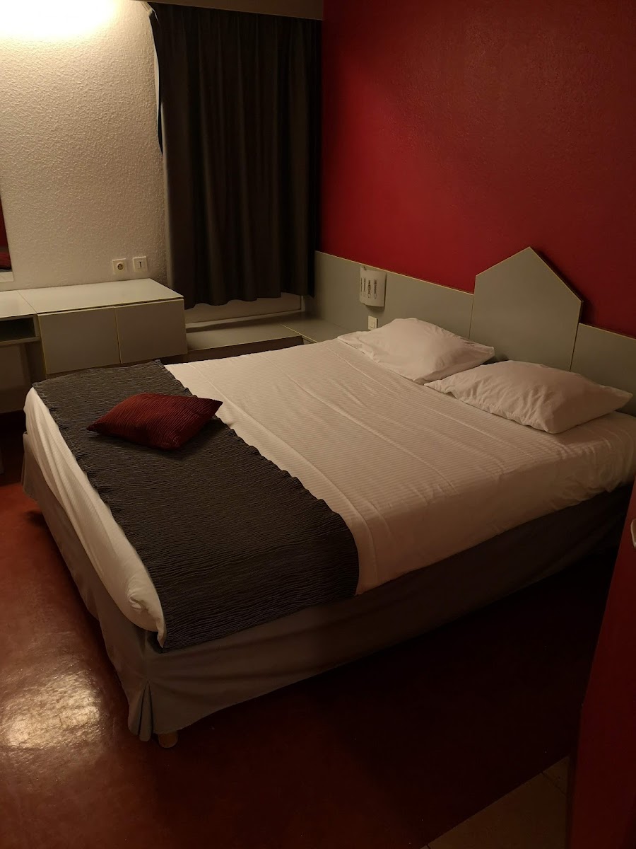 Room 10