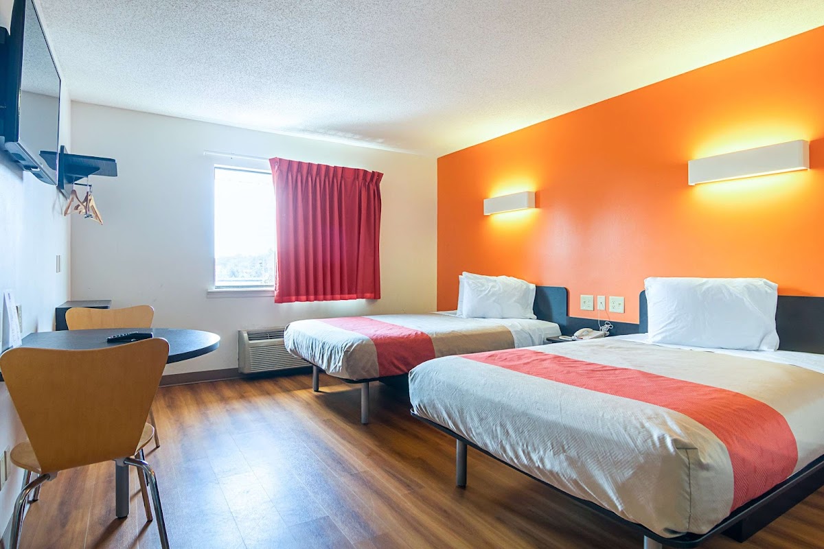 Motel 6 Jonesboro, GA photo 2