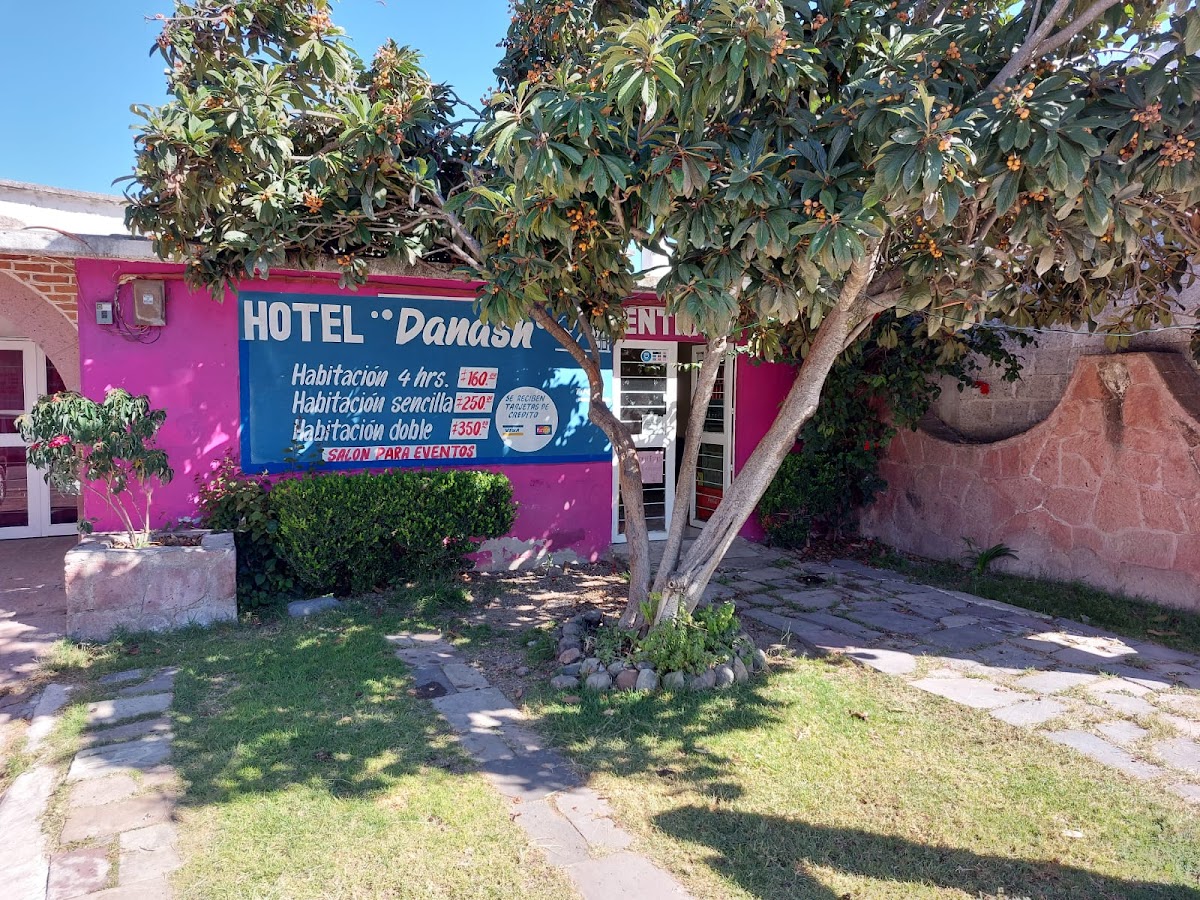 Hotel Danash