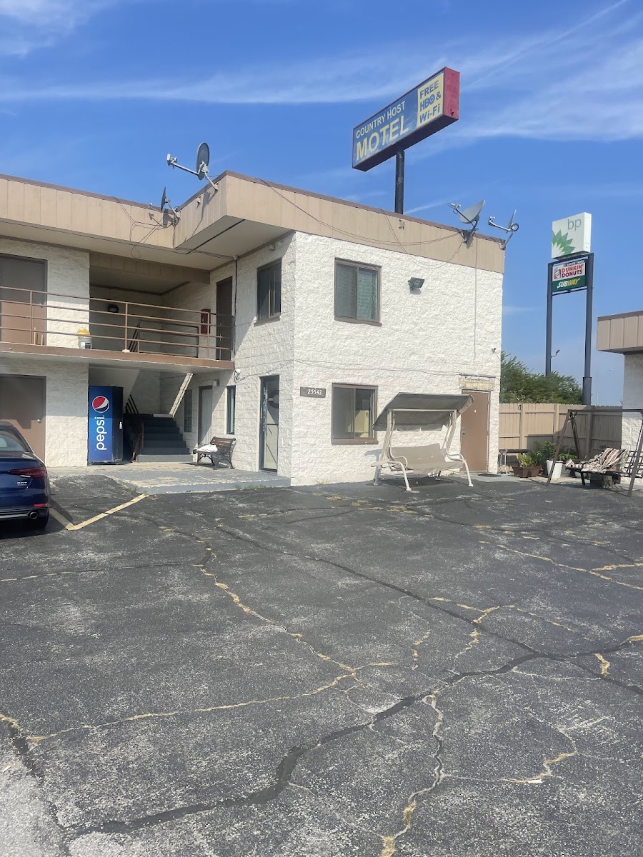 Country Host Motel photo 3