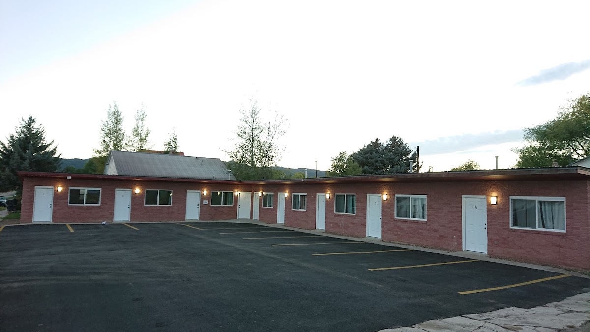 Caribou Gem Motel