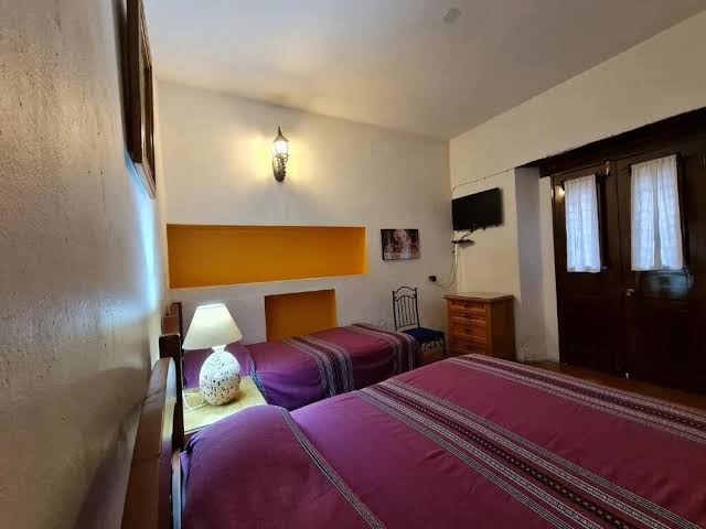 Room 8