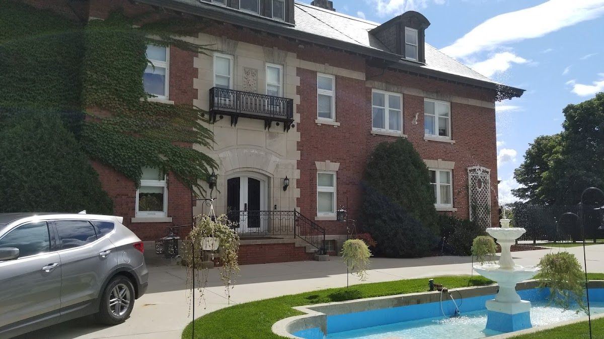 Castino Lakeview Mansion