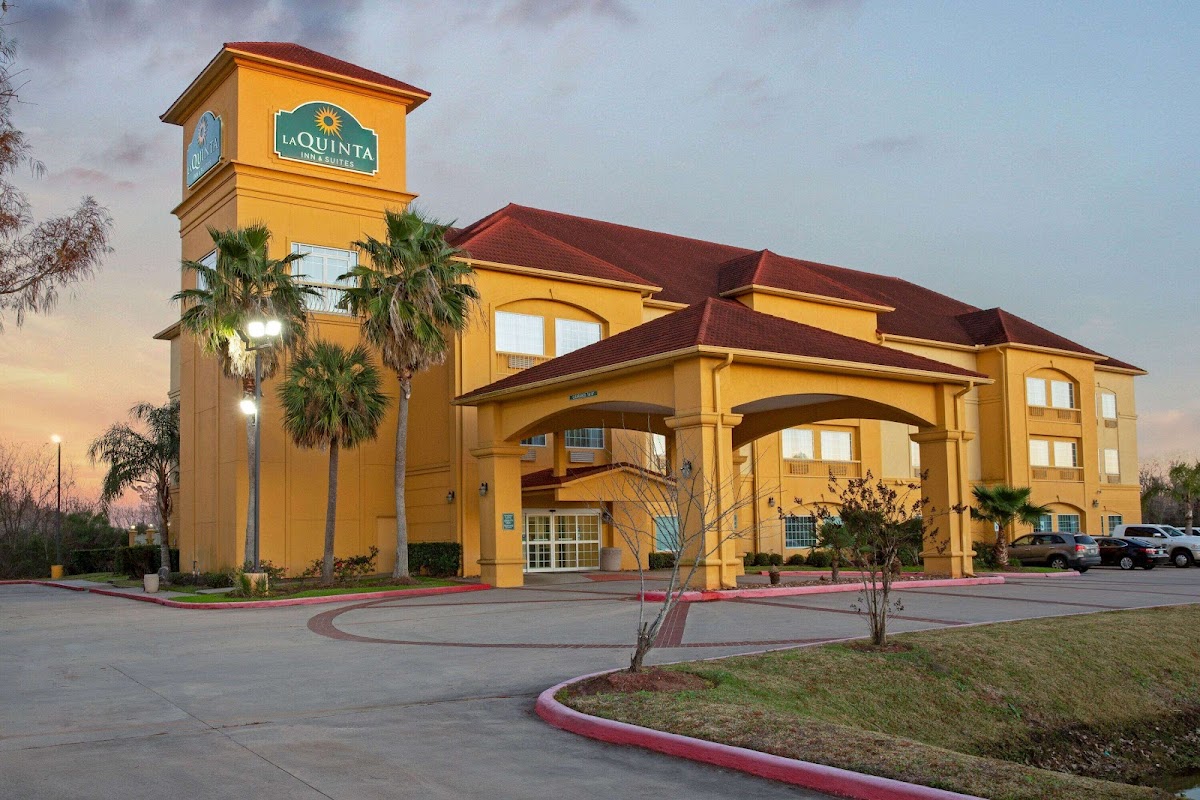 La Quinta Inn & Suites by Wyndham Pearland - Houston South