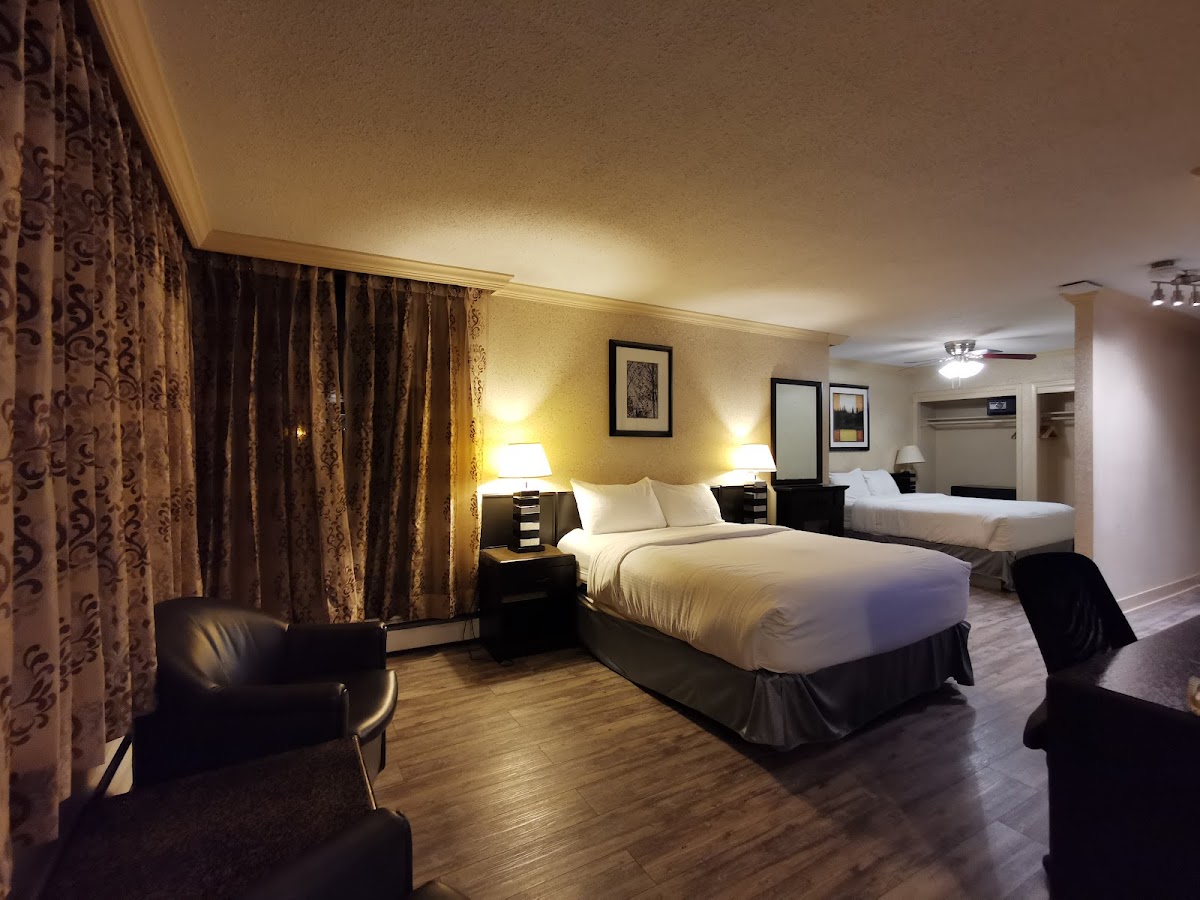 Divya Sutra Suites on Robson Downtown Vancouver photo 2