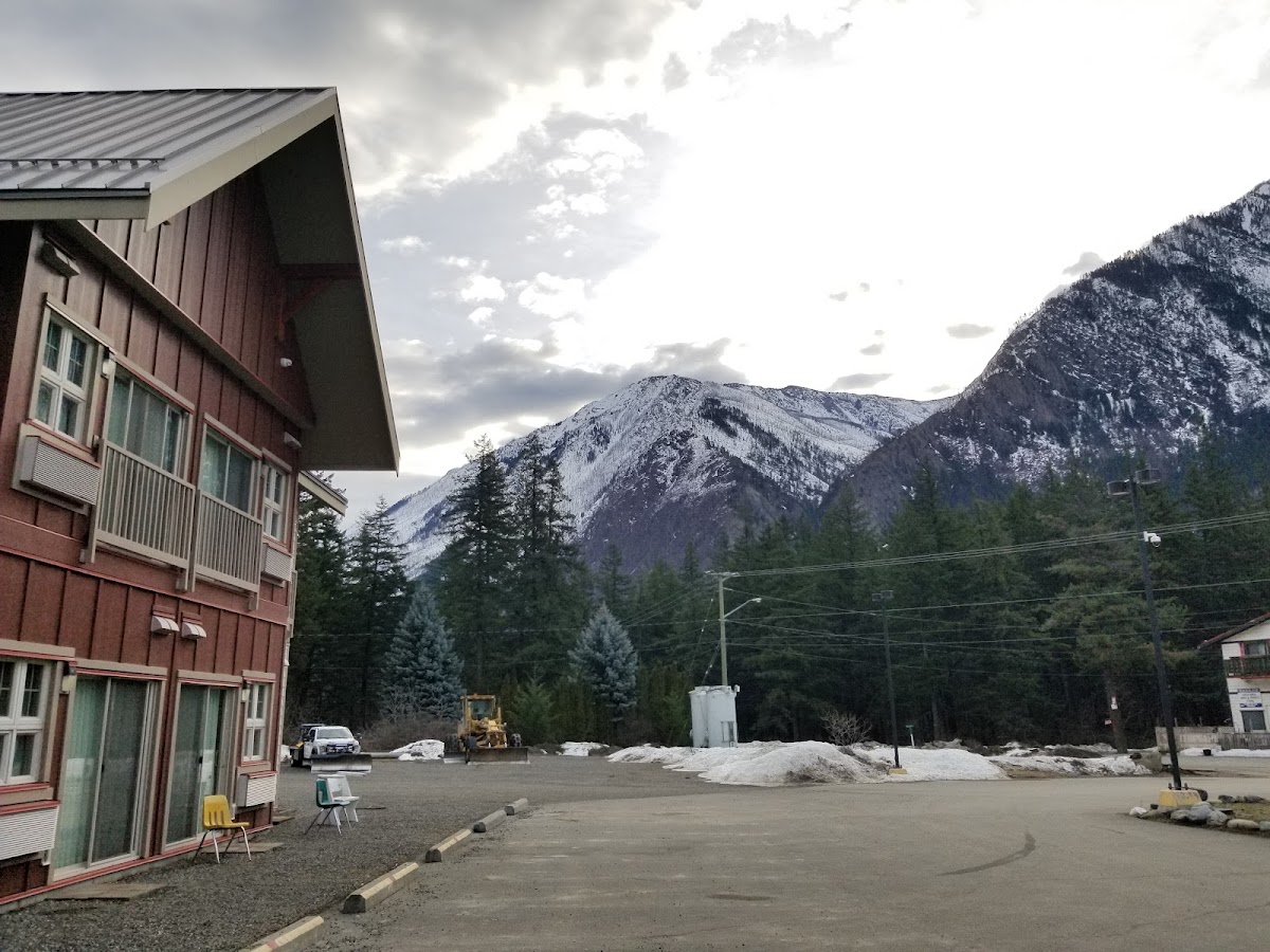 Lil'tem' Mountain Hotel photo 2