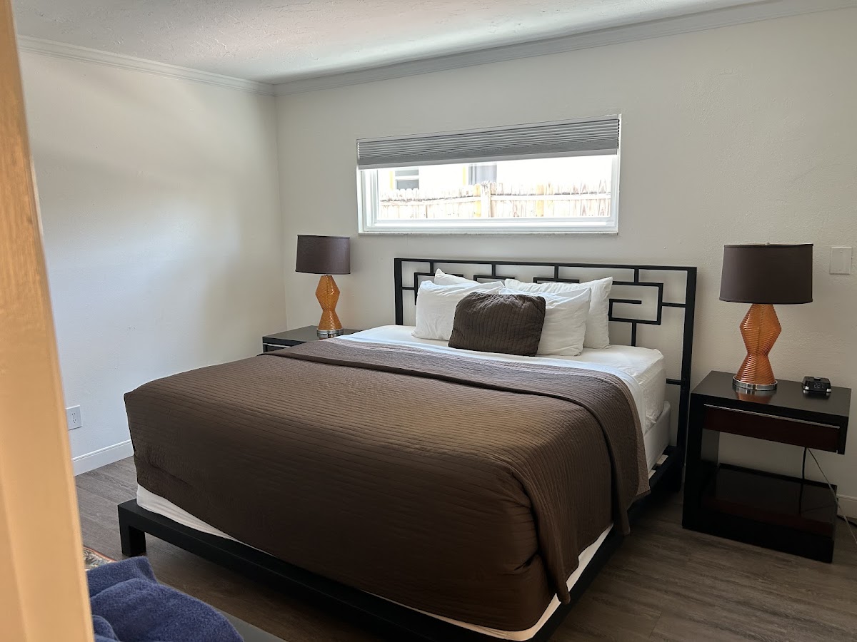 Hibiscus Suites