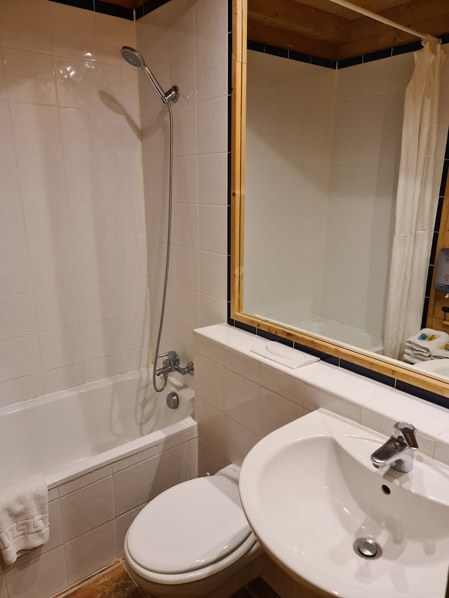 Room 4