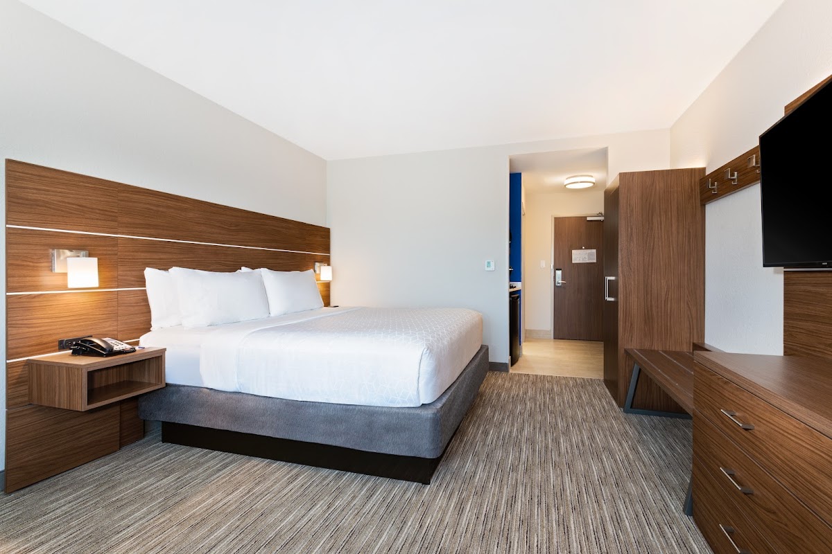 Holiday Inn Express & Suites Niceville photo 2