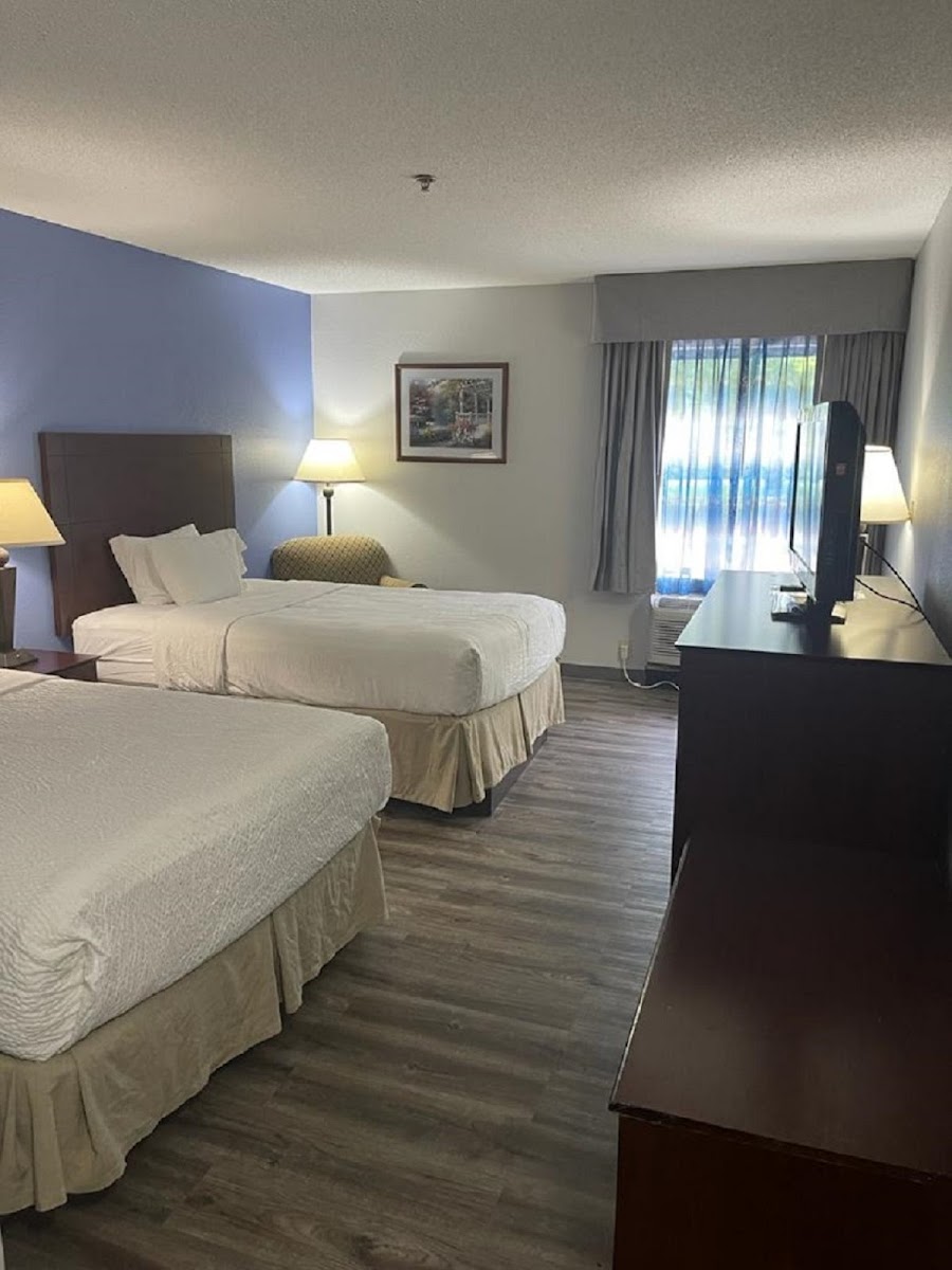 Baymont by Wyndham Winston Salem photo 2