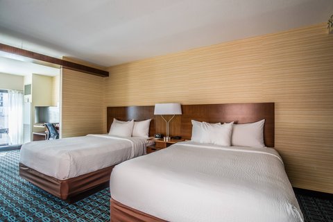 Fairfield by Marriott Inn & Suites Chicago Downtown/River North photo 2