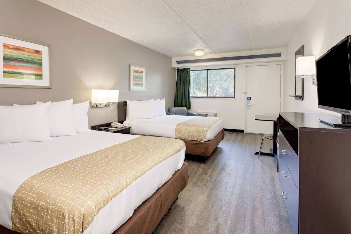 Travelodge by Wyndham College Park photo 2