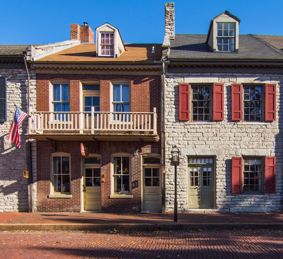 Boone's Colonial Inn