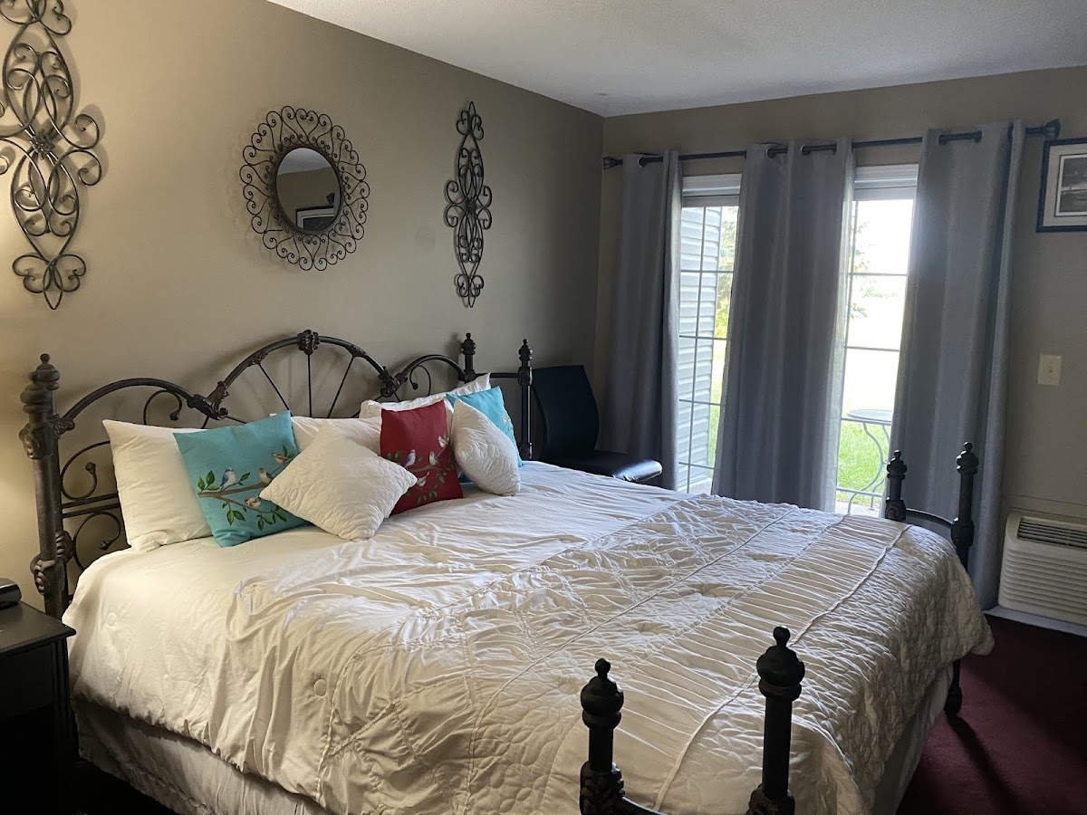 AmeriVu Inn and Suites - New Richmond photo 2