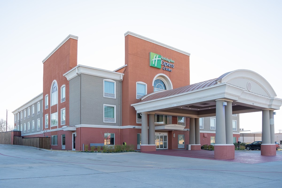 Holiday Inn Express & Suites Gainesville by IHG