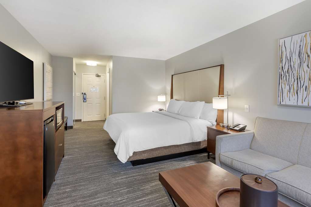 Best Western Plus CottonTree Inn photo 2