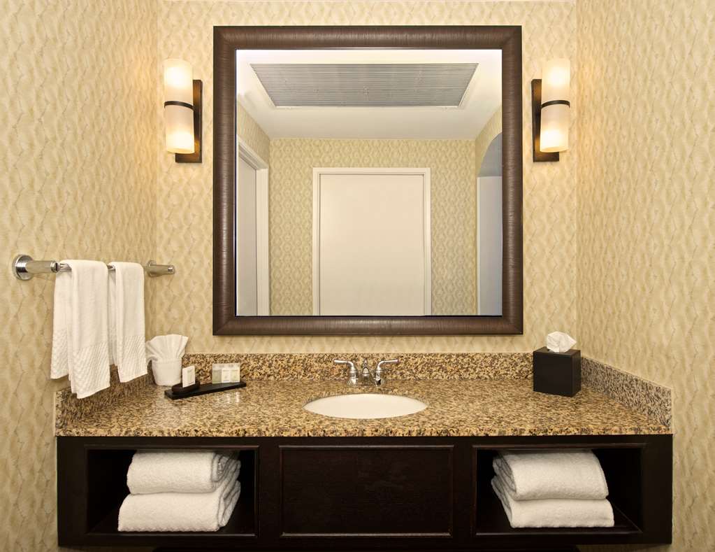 Embassy Suites by Hilton Flagstaff photo 3