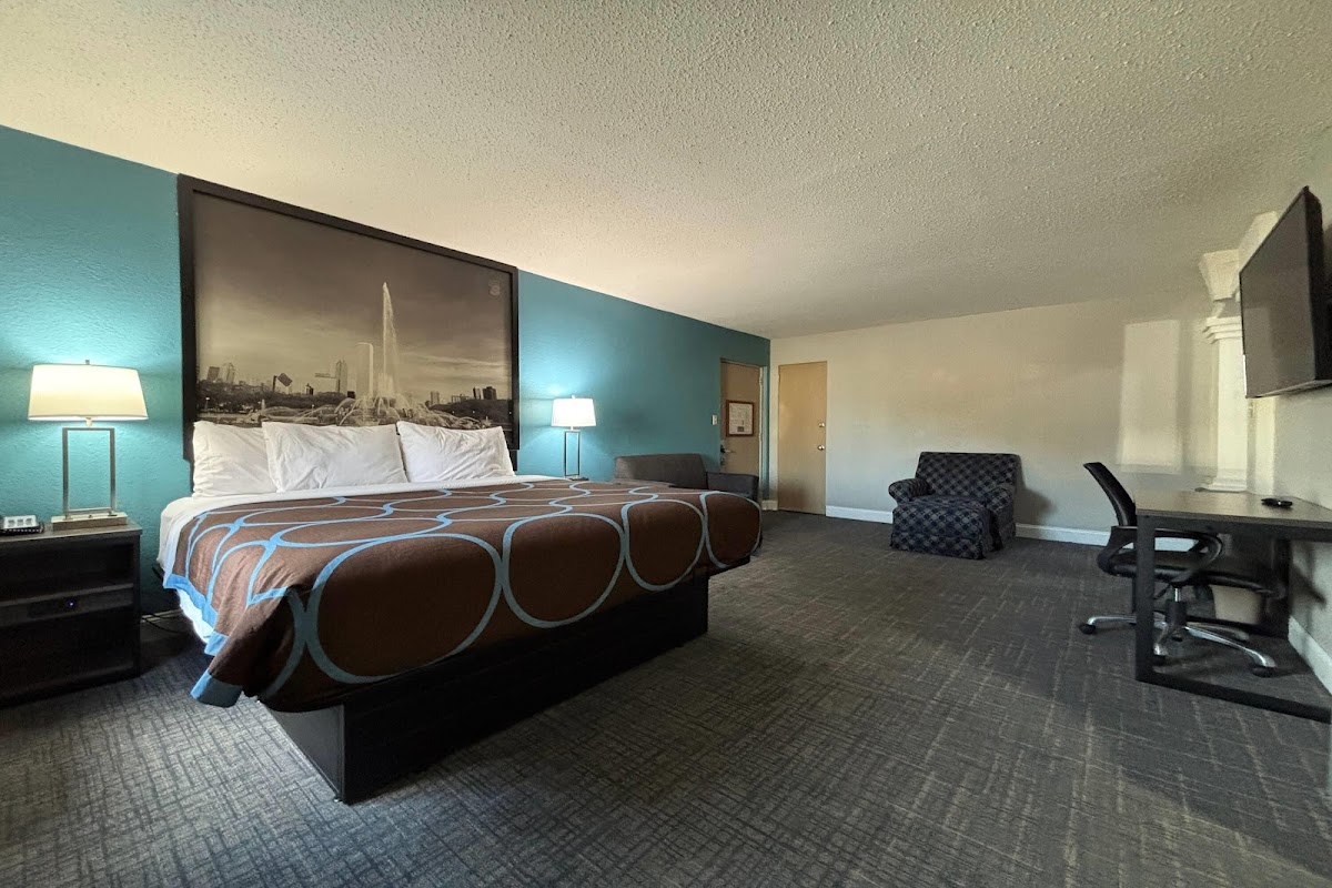 Super 8 by Wyndham Belleville IL/St. Louis Area photo 2