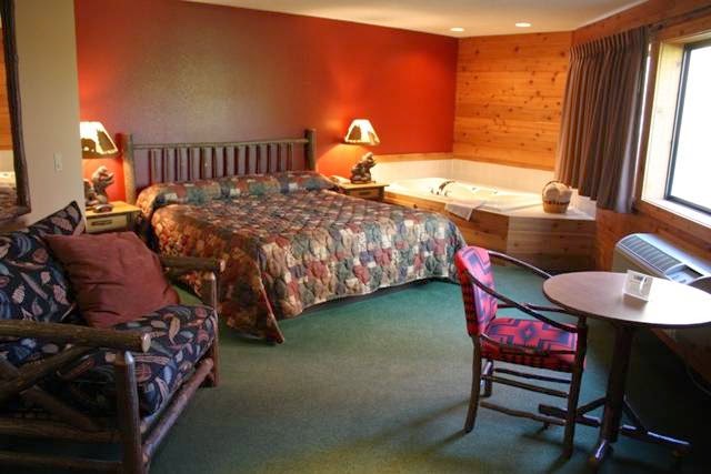 The Lodge At Crooked Lake Hotel photo 2