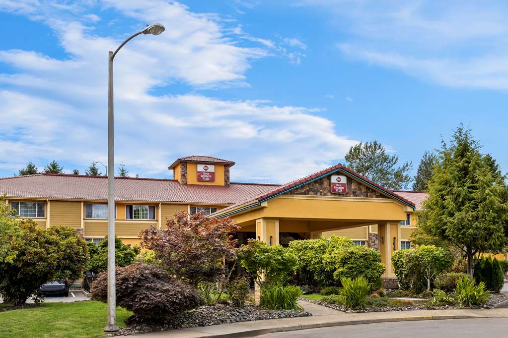 Best Western Plus Parkway Inn