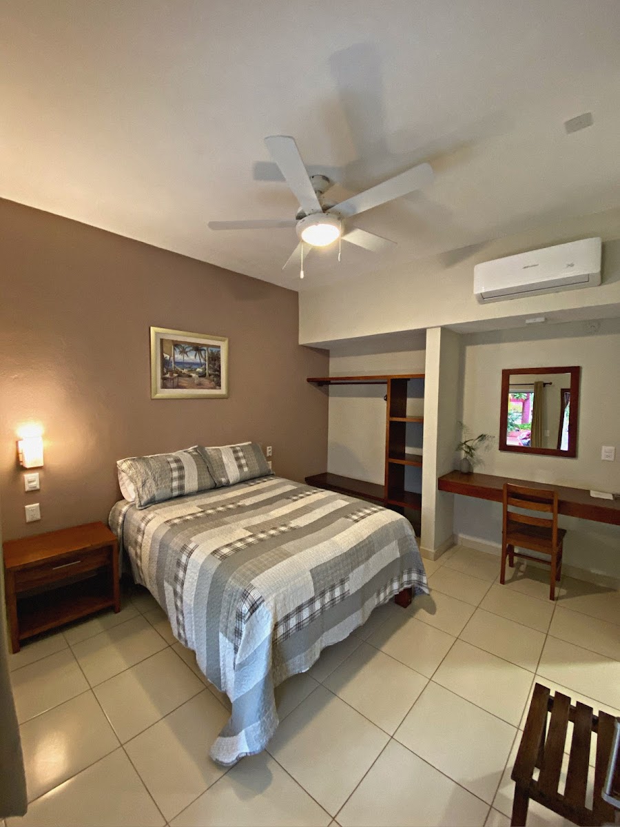 Hotel Gladys photo 2