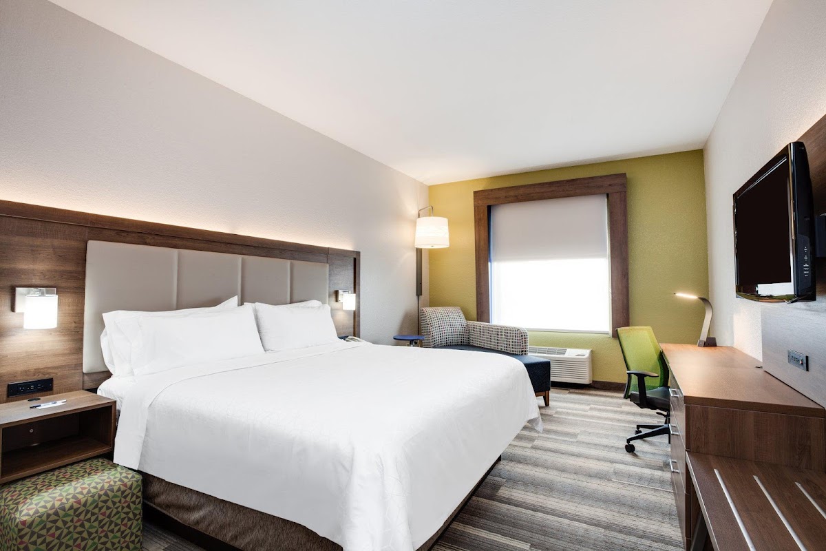 Holiday Inn Express & Suites Clewiston by IHG photo 2