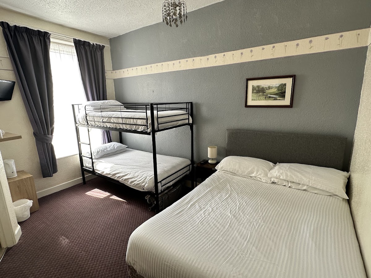 Alondra Hotel photo 2