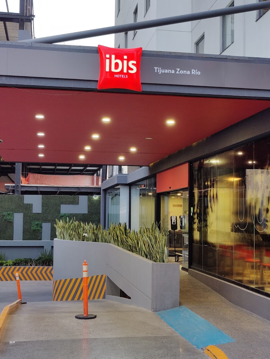 Ibis Tijuana Zona Rio photo 3