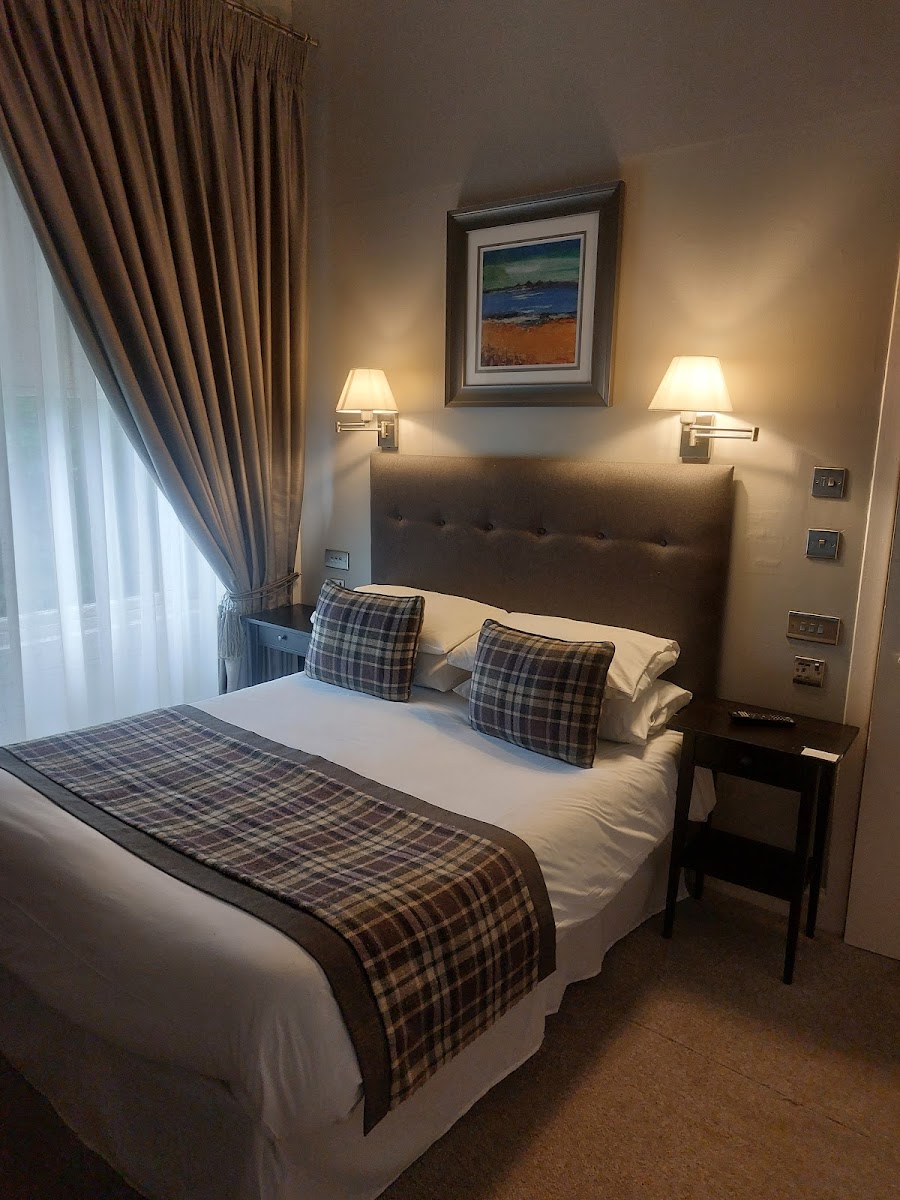 The Georgian Hotel photo 2