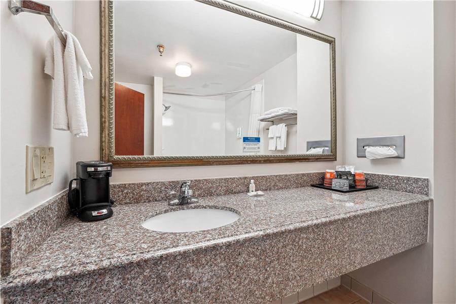 Quality Inn & Suites Dawsonville photo 3
