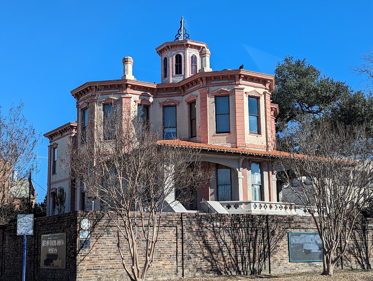 Ace of Clubs House