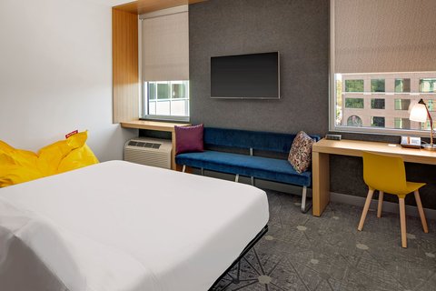 Aloft Chapel Hill photo 2