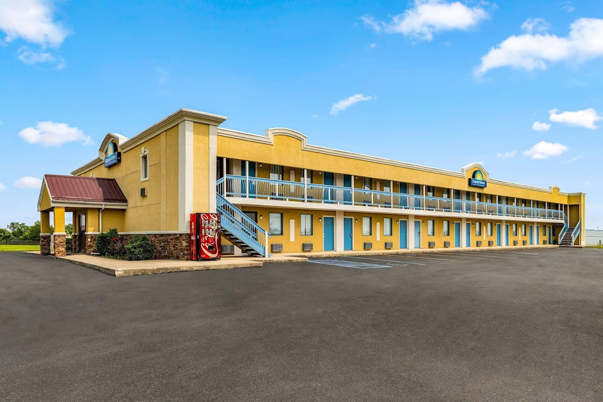 Days Inn by Wyndham Fort Wayne