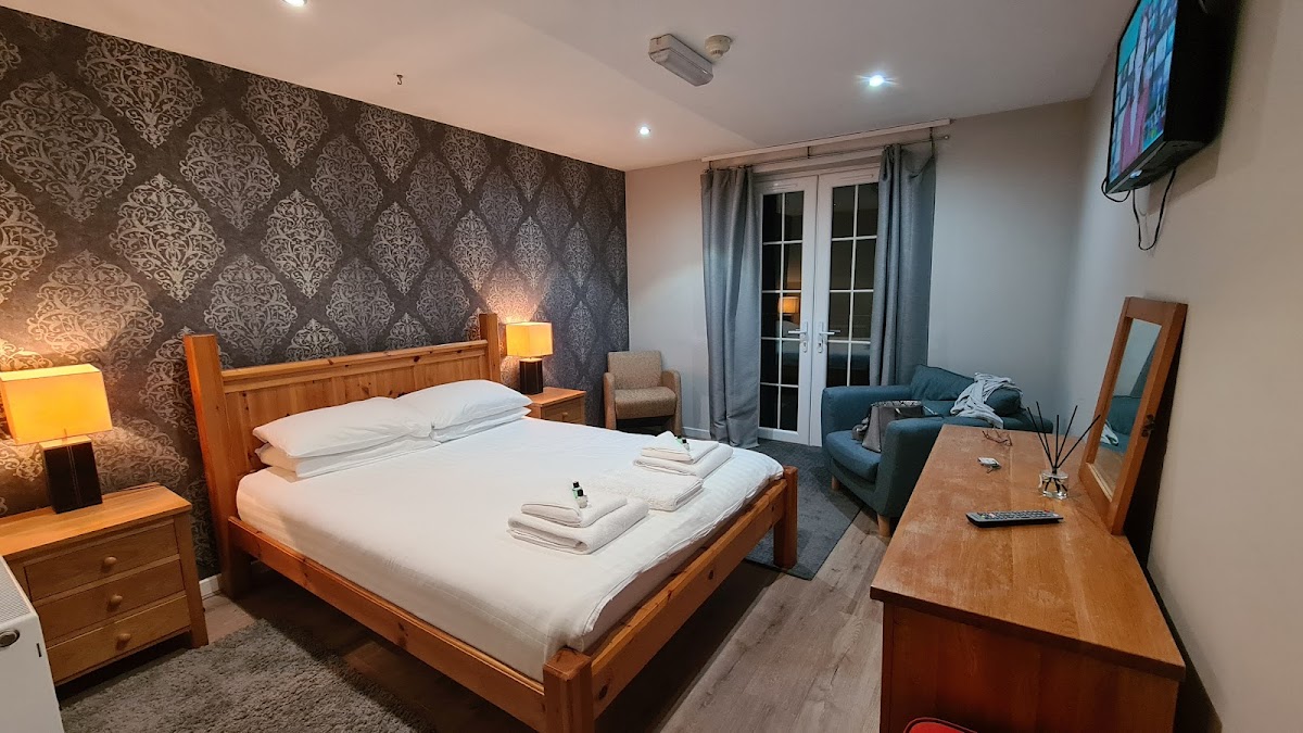 Millport Pier Hotel