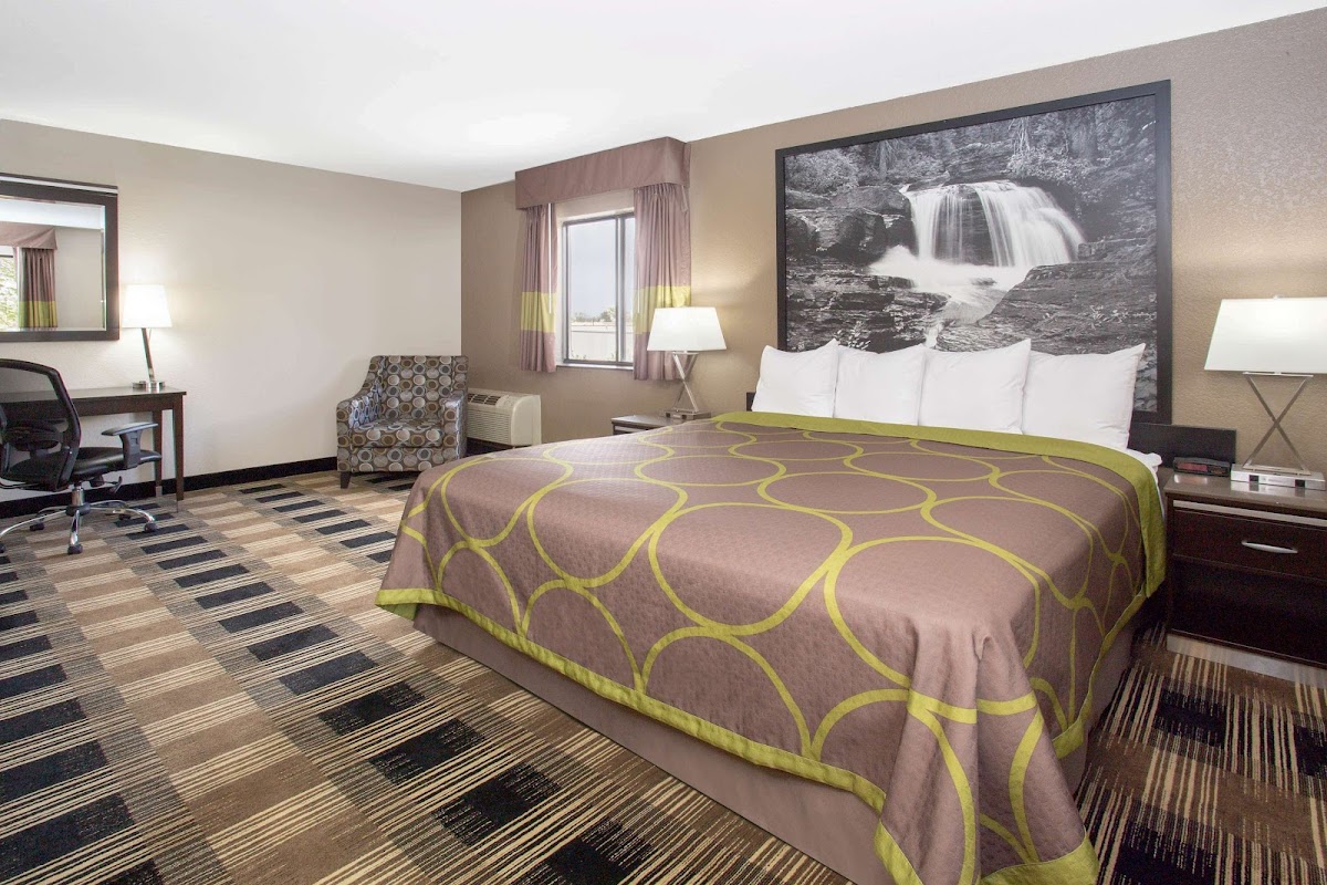 Super 8 by Wyndham Billings photo 2