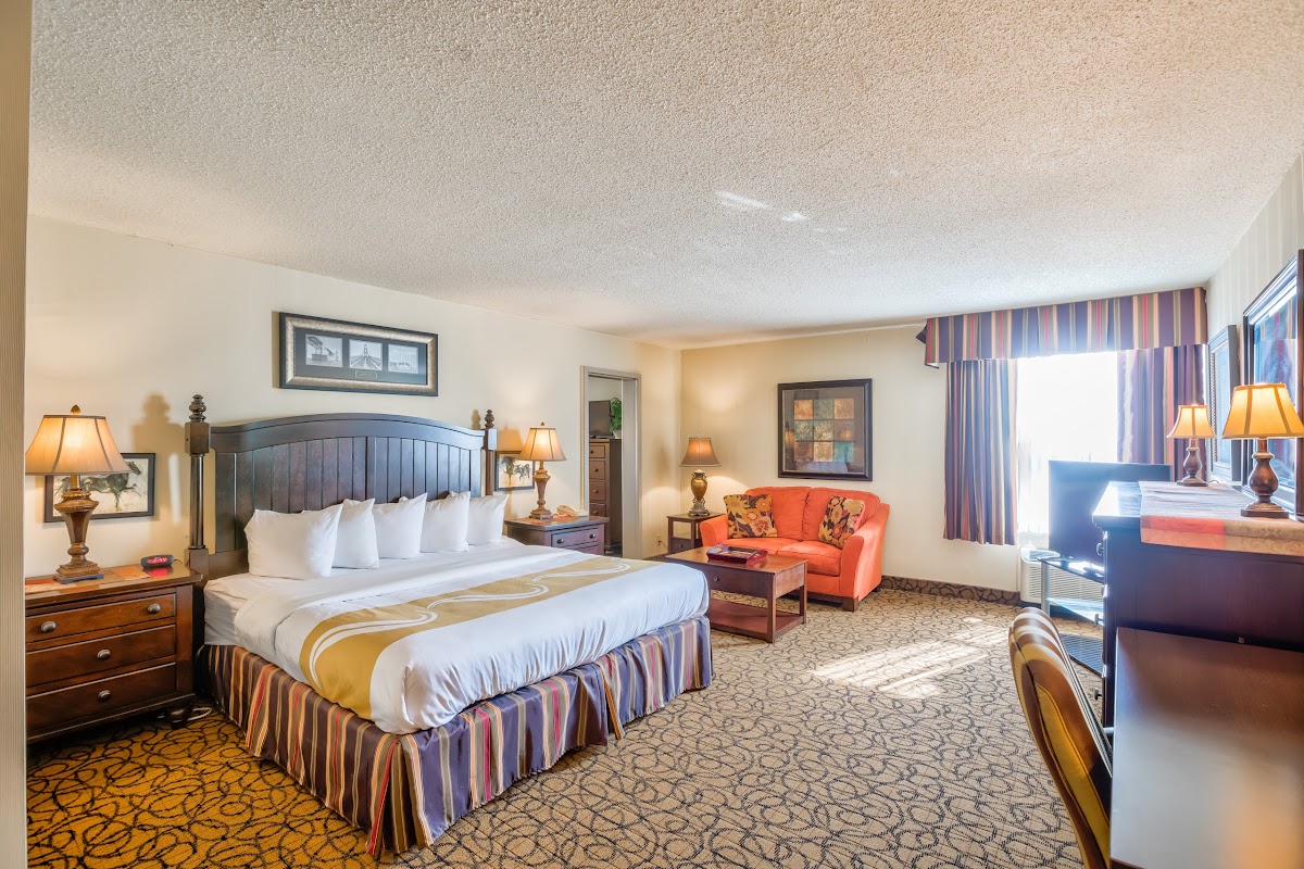 Quality Inn & Suites Escanaba North