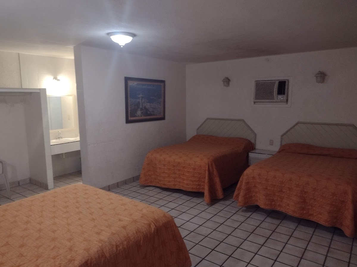 Hotel Santa Rita Aeropuerto photo 2