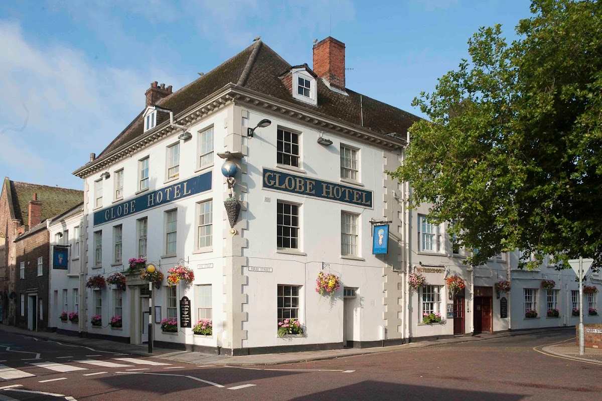 Globe Hotel