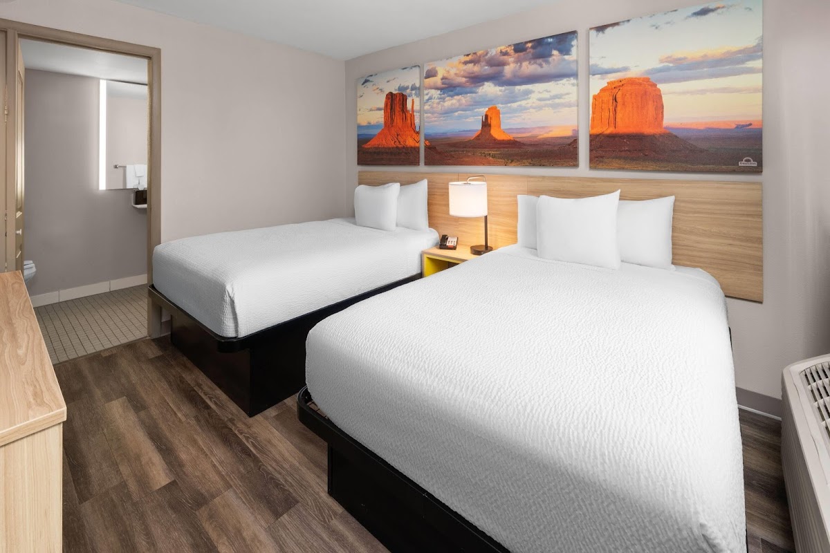 Days Inn by Wyndham Farmington NM photo 2