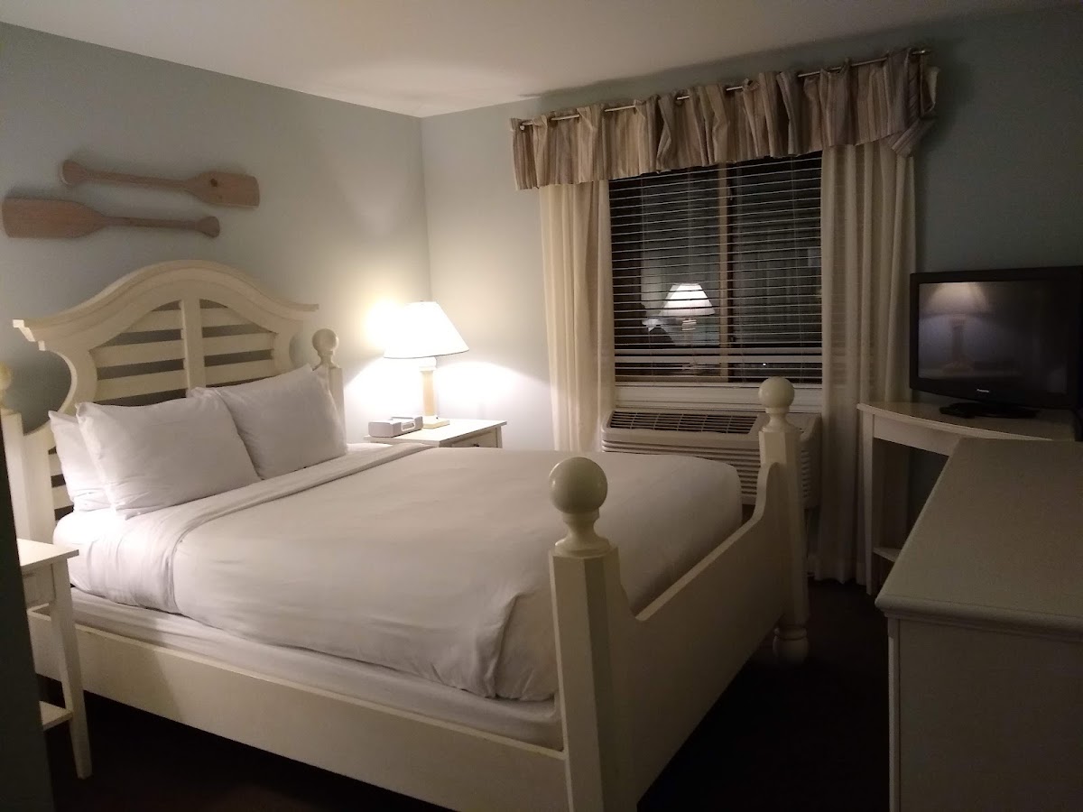 Arbor Village photo 2