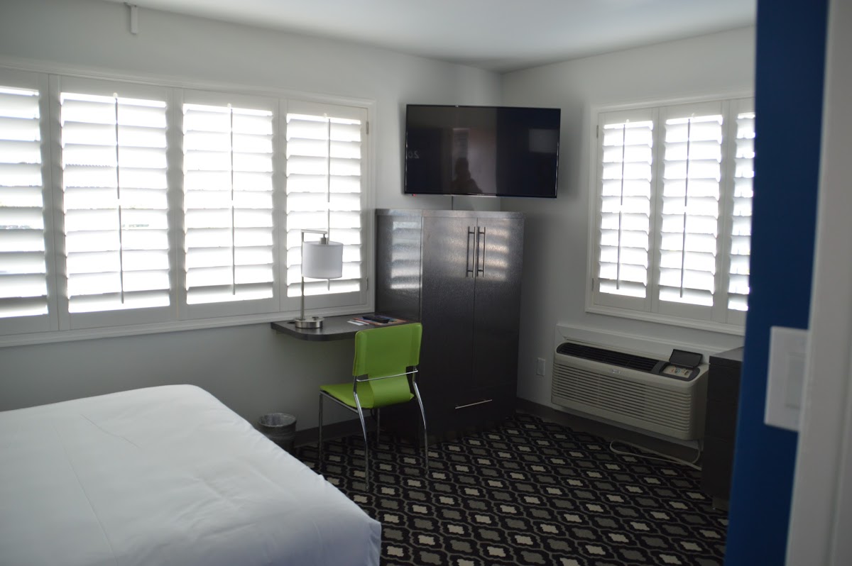 University Inn Tempe/ASU photo 3