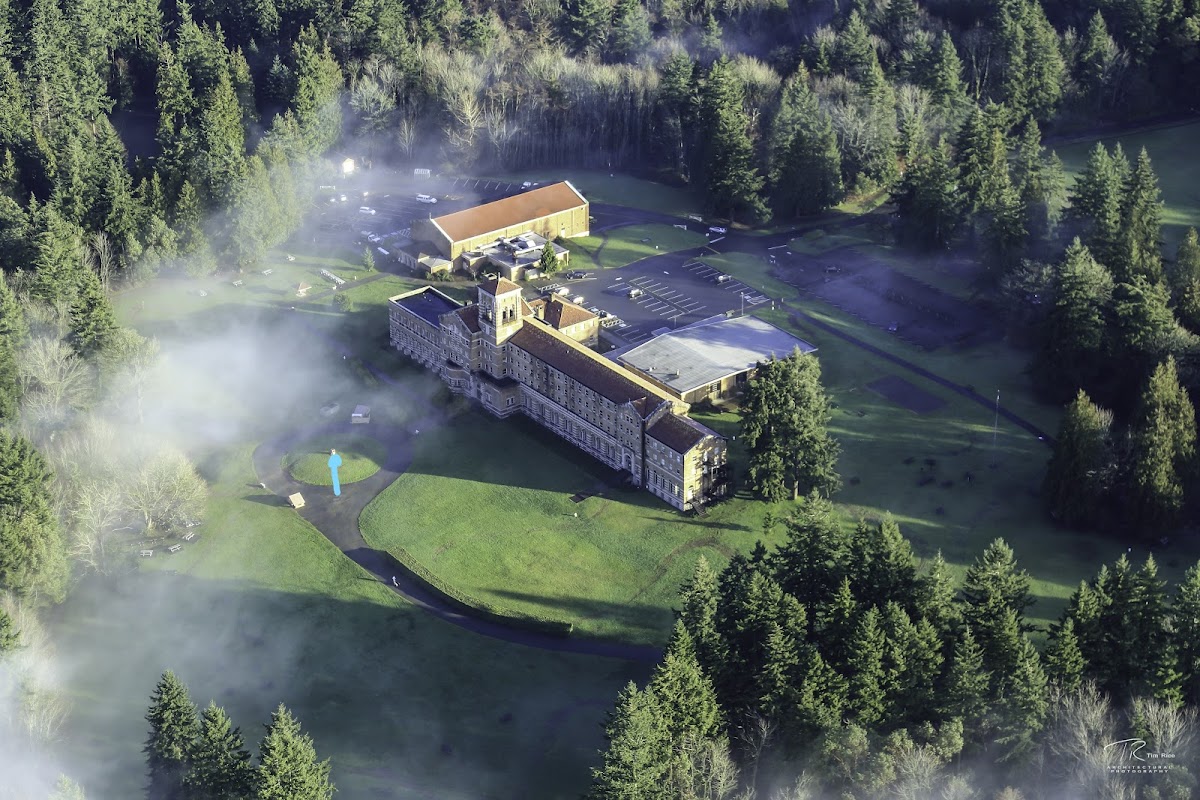 The Lodge at St. Edward Park