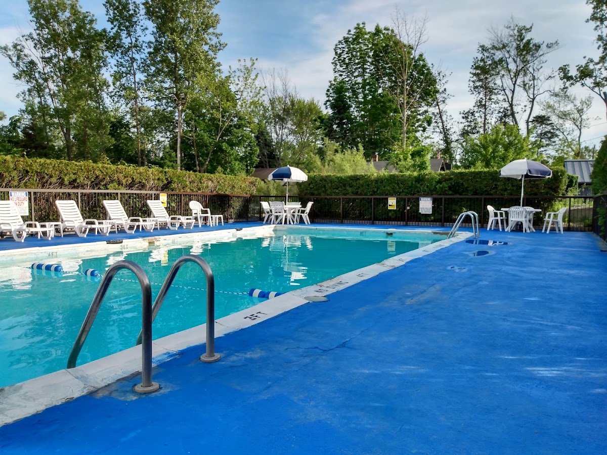 Quality Inn & Suites Fairview - Erie photo 3