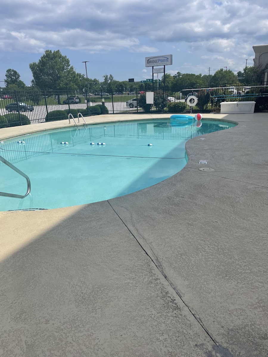 Bridgepointe Hotel and Marina photo 2
