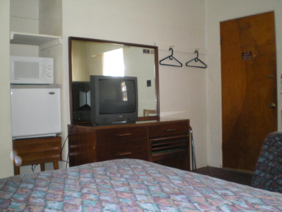 Cave Hill Motel photo 3