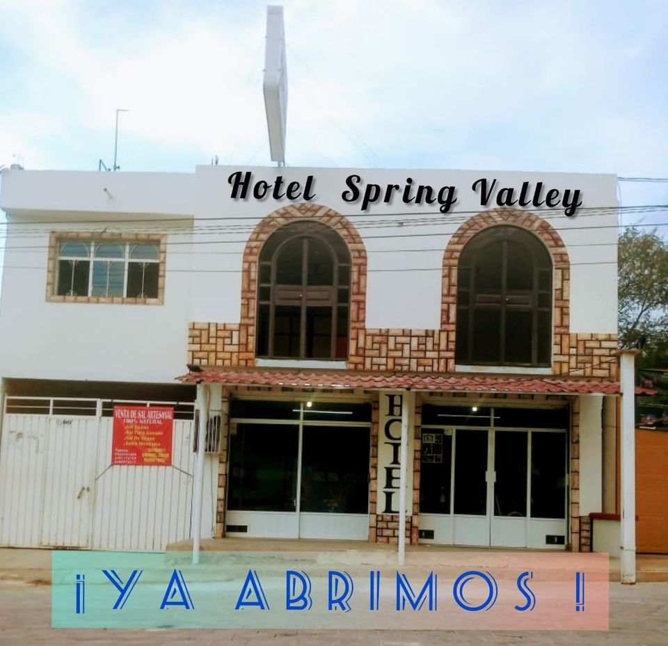 Hotel Spring Valley
