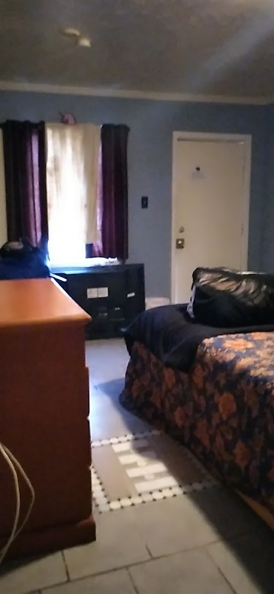 Garner Motel photo 2