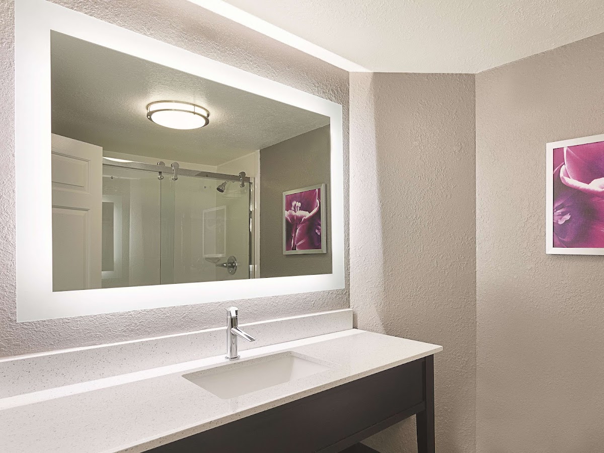 La Quinta Inn by Wyndham Fresno Yosemite photo 3
