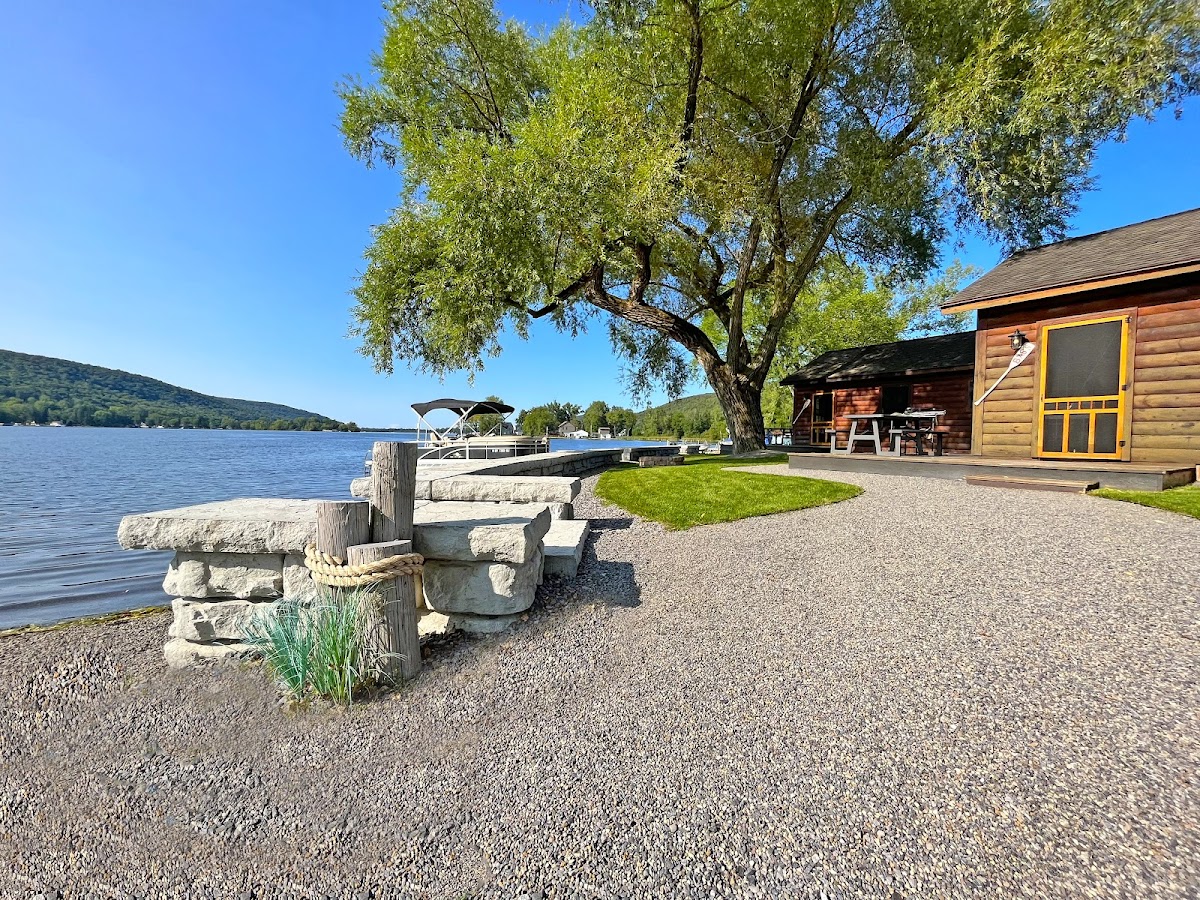 DeRuyter Lake General Store & Cottage Rentals photo 3
